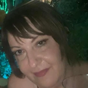 Φωτεινέλλη Αφροδίτη - Καθηγήτρια Γαλλικών στο instateacher.gr