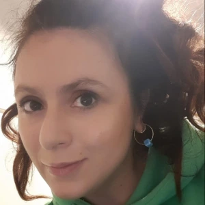 Παπά Χρύσα - Καθηγήτρια Διοίκησης και Οικονομίας στο instateacher.gr