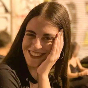 Γκόγκου Ελένη - Καθηγήτρια Αγγλικών στο instateacher.gr