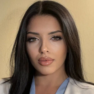 Γκαβάγια Ροδάνθη - Καθηγήτρια ΑΟΘ (Οικονομικής Θεωρίας) στο instateacher.gr