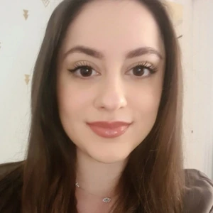 Ζάννη Εύη - Καθηγήτρια Φυσικής στο instateacher.gr