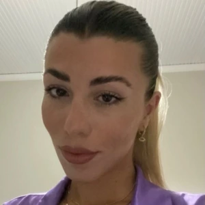 Μανάκη Πωλίνα - Καθηγήτρια Μαθηματικών στο instateacher.gr