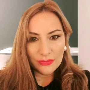 Πολυχρονοπούλου Ελένη - Καθηγήτρια Αγγλικών στο instateacher.gr