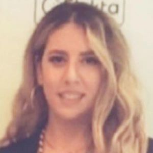 Χαραλαμποπούλου Ελευθερία - Καθηγήτρια Φυσικής στο instateacher.gr