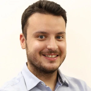 Παλαύρας Χάρης - Καθηγητής Αγγλικών στο instateacher.gr