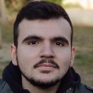 Καραπιπέρης Γιώργος - Καθηγητής Φιλοσοφίας στο instateacher.gr