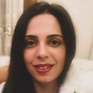 Παραλίκα Ίρια - Καθηγήτρια Γαλλικών στο instateacher.gr