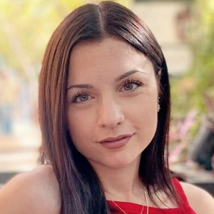 Σαλομίδου Ελισάβετ - Καθηγήτρια Αρχαίων Ελληνικών από Μετάφραση στο instateacher.gr