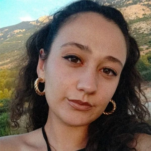 Καλούρη Βιβή - Καθηγήτρια Νέων Ελληνικών στο instateacher.gr