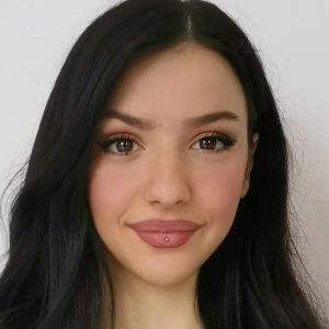 Ζουρέλλη Μαρία - Καθηγήτρια Μαθηματικών στο instateacher.gr