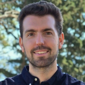 Τζίμας Ραφαήλ - Καθηγητής Lightroom στο instateacher.gr