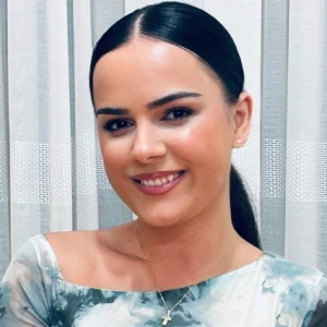 Τσαούση Ελπίδα - Καθηγήτρια Νέων Ελληνικών στο instateacher.gr