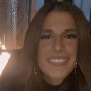 Ανδρονίκου Αρετή - Καθηγήτρια Αγγλικών στο instateacher.gr