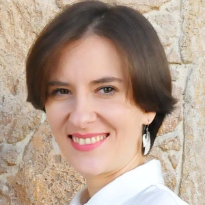 Κουκουβίτη Ελένη - Καθηγήτρια Χημείας στο instateacher.gr