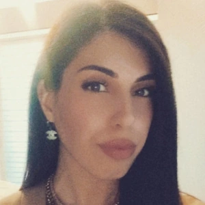 Παπακωνσταντίνου Ελένη - Καθηγήτρια Ψυχολογίας στο instateacher.gr