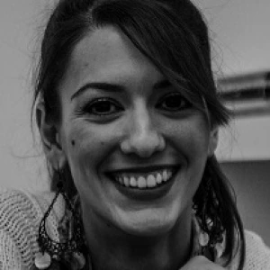 Τσακνάκη Αντωνία - Καθηγήτρια Αγγλικών στο instateacher.gr