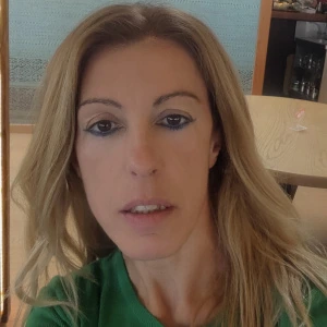 Τσακού Μαρία - Καθηγήτρια Αγγλικών στο instateacher.gr