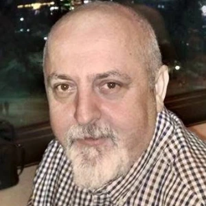 Σταυροθεόδωρος Παναγιώτης - Καθηγητής Χημείας στο instateacher.gr