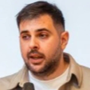 Νεστοράκης Κωνσταντίνος - Καθηγητής Python στο instateacher.gr