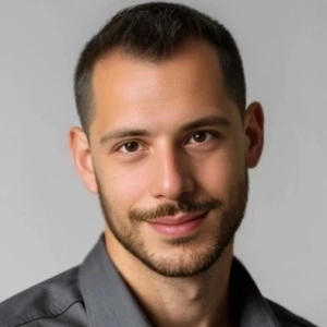 Καρυοφύλλης Ιάσων - Καθηγητής Βιολογίας στο instateacher.gr