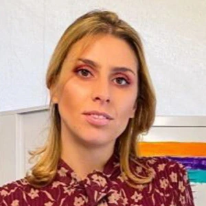 Κλέτσα Σταθούλα - Καθηγήτρια Αρχαίων Ελληνικών στο instateacher.gr