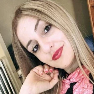 Καπώλη Βίκυ - Καθηγήτρια Έκθεσης στο instateacher.gr