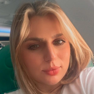 Σιδεροπούλου Κατερίνα - Καθηγήτρια Ελληνικών σε ξένους στο instateacher.gr