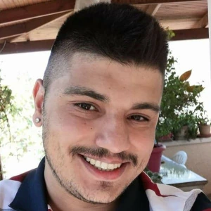 Δόμπρης Αντώνιος - Καθηγητής Αρχαίων Ελληνικών στο instateacher.gr