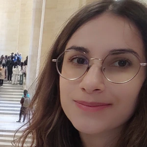 Αξιώτη Νταϊάνα - Καθηγήτρια Αγγλικών στο instateacher.gr