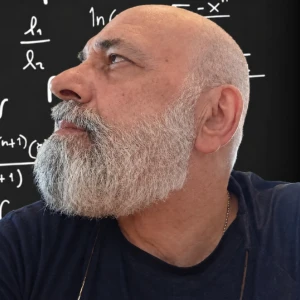 Κορδατζάκης Νίκος - Καθηγητής Φυσικής στο instateacher.gr
