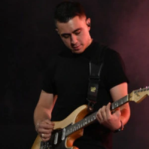 Χατζηλαζαρίδης Δημήτρης - Δάσκαλος Cubase στο instateacher.gr