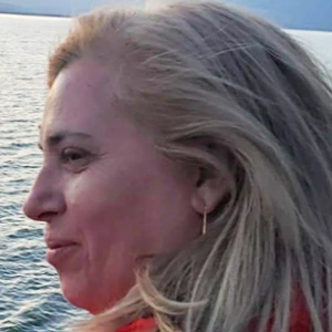 Μαύρου Μαρία - Καθηγήτρια Έκθεσης στο instateacher.gr