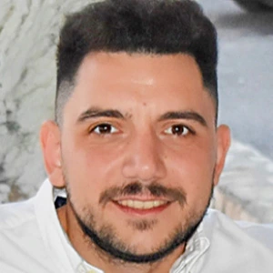 Πάκος Δημήτρης  - Καθηγητής ΑΟΘ (Οικονομικής Θεωρίας) στο instateacher.gr