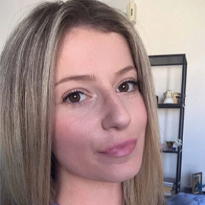 Χατζόγλου Γεωργία - Καθηγήτρια Νέων Ελληνικών στο instateacher.gr