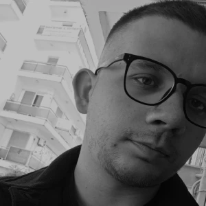 Δράκος Απόστολος - Καθηγητής Αρχαίων Ελληνικών από Μετάφραση στο instateacher.gr