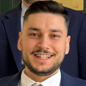 Αντωνάκης Δημήτρης - Καθηγητής ΑΟΘ (Οικονομικής Θεωρίας) στο instateacher.gr