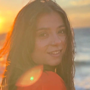 Λομπάρδου Σοφία - Καθηγήτρια Γαλλικών στο instateacher.gr