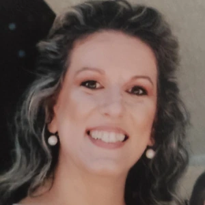 Αναγνώστου Βικτώρια  - Καθηγήτρια Κοινωνιολογίας στο instateacher.gr