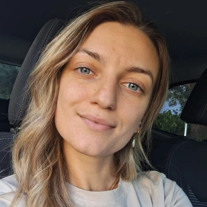 Βάνη Χριστιάνα - Καθηγήτρια Έκθεσης στο instateacher.gr