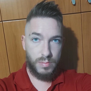 Πέτρος Μ. - Καθηγητής Νέων Ελληνικών στο instateacher.gr