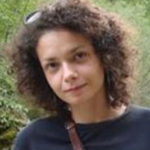 Χατζηδάκη Αργυρώ  - Καθηγήτρια Έκθεσης στο instateacher.gr