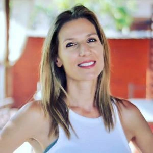 Μάνδαλου Βίκυ - Δασκάλα Yoga στο instateacher.gr