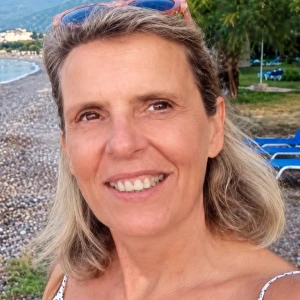 Chantal - Καθηγήτρια Γαλλικών στο instateacher.gr