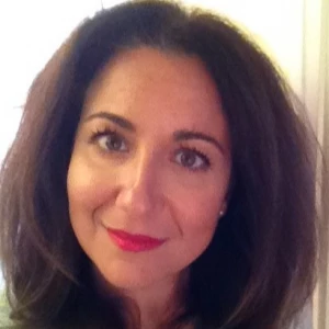 Τζώτζου Ελένη - Καθηγήτρια Αγγλικών στο instateacher.gr