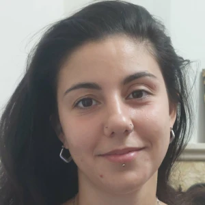 Ζερβού Νικολέτα - Καθηγήτρια Φυσικής στο instateacher.gr