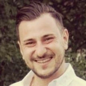 Τσίλογλου Σταύρος - Καθηγητής Νέων Ελληνικών στο instateacher.gr