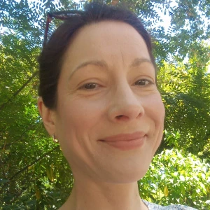 Counsell Markaki Charis Avril - Καθηγήτρια Αγγλικών στο instateacher.gr