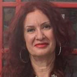 Ζαχάρη Βάνα - Καθηγήτρια Αγγλικών στο instateacher.gr