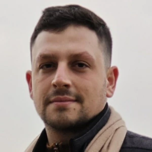 Κατσιφάρας Κ. Γεώργιος - Καθηγητής Αρχαίων Ελληνικών από Μετάφραση στο instateacher.gr