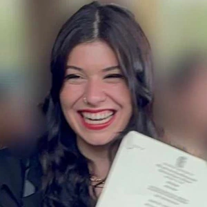 Κονδύλα Φένη - Καθηγήτρια Αρχαίων Ελληνικών στο instateacher.gr